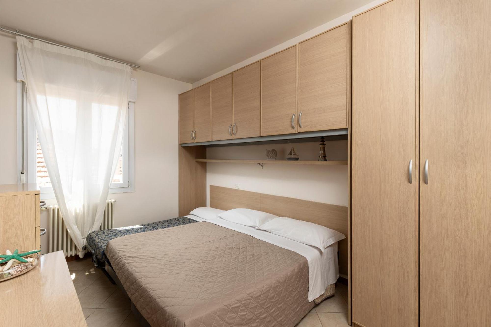 Residence Uno Studio&Suites 里米尼 外观 照片