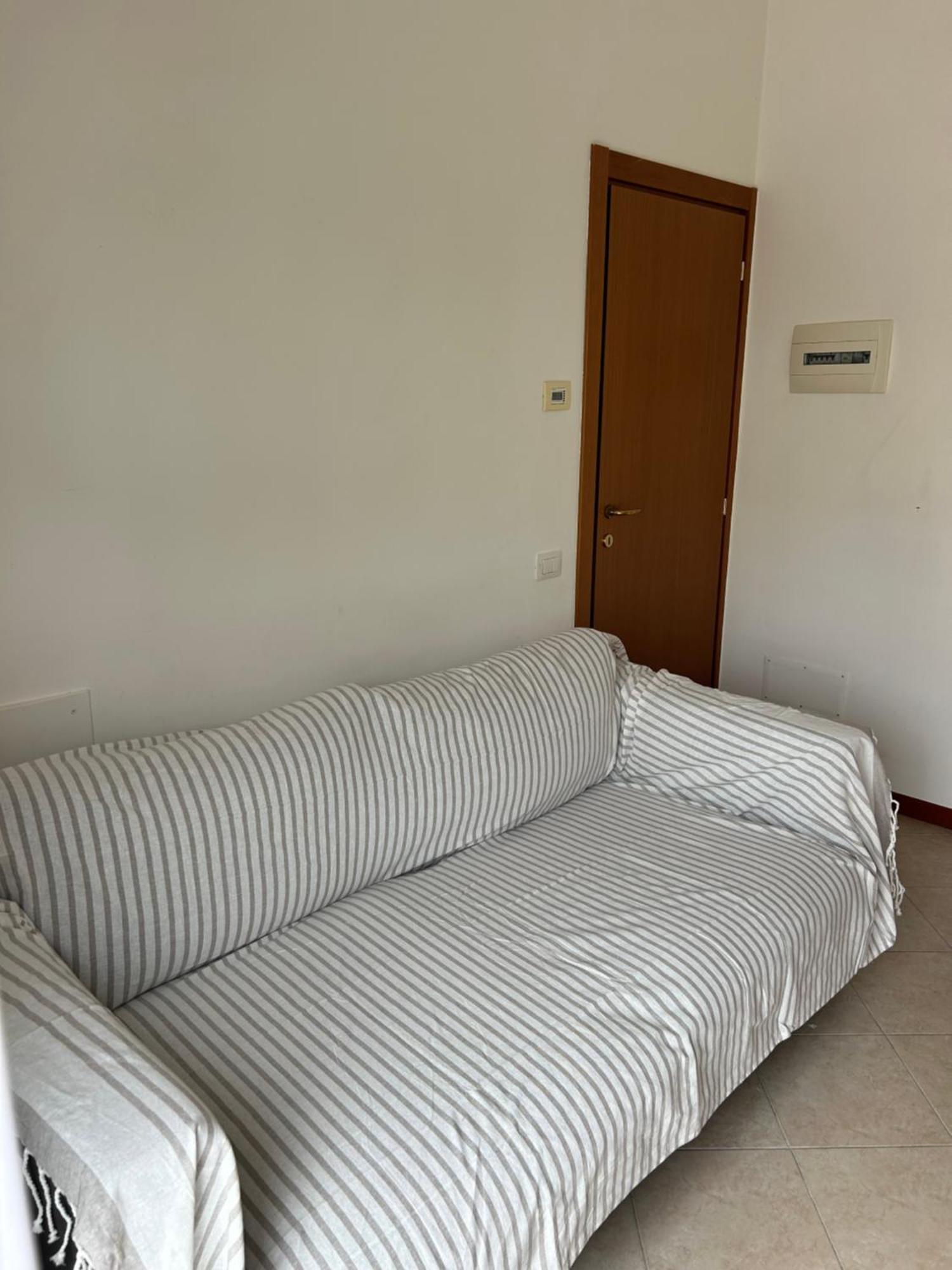 Residence Uno Studio&Suites 里米尼 外观 照片